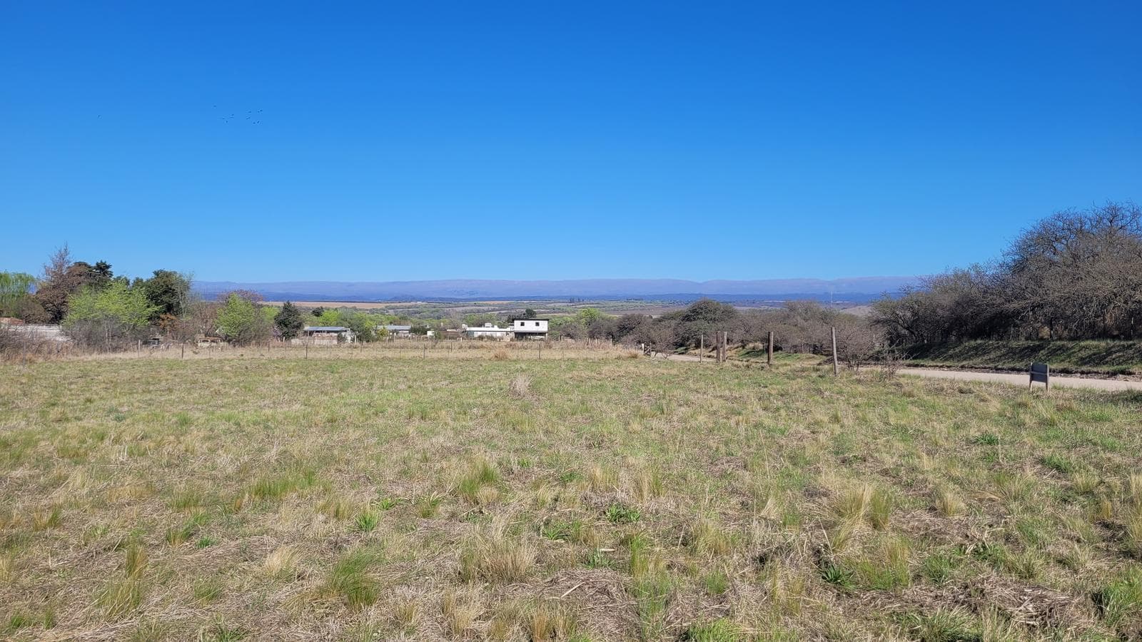 TerrenoLOTE | 700 M² | ESQUINA | ESCRITURA | VISTA PANORÁMICA A LAS SIERRAS | VILLA RUMIPAL