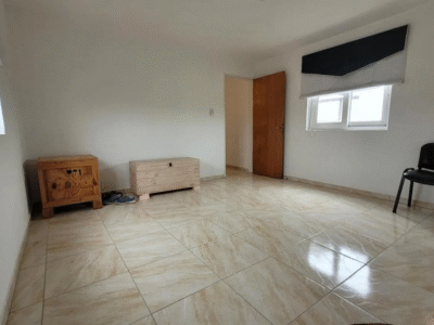 Casa en Venta - Con Vista al "Lago Los Molinos"