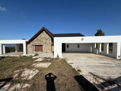 Casa de Categoría en Venta - Loma del Tigre Calamuchita